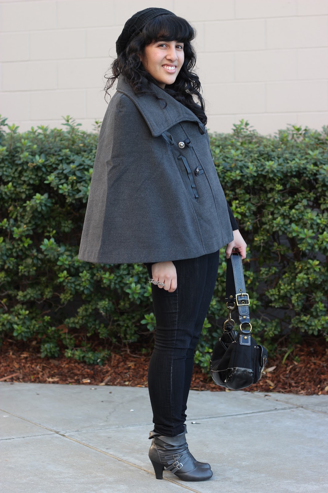 What to Wear with a Grey Cape