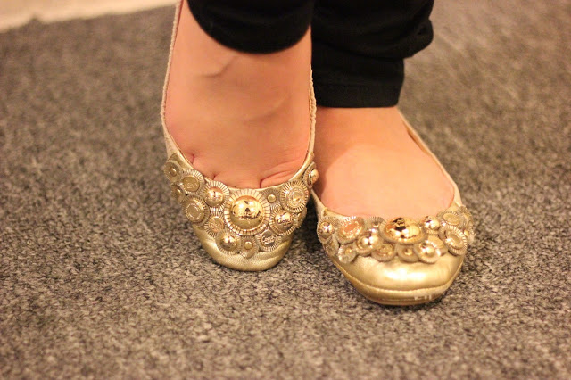 Gold Coach Flats