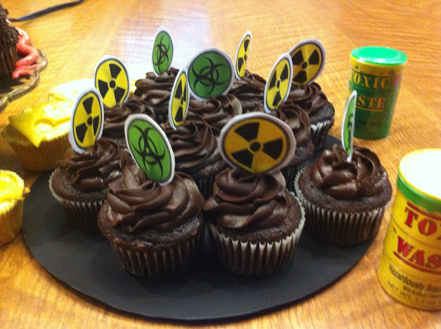 Biohazardous and Radioactive Theme Cupcakes