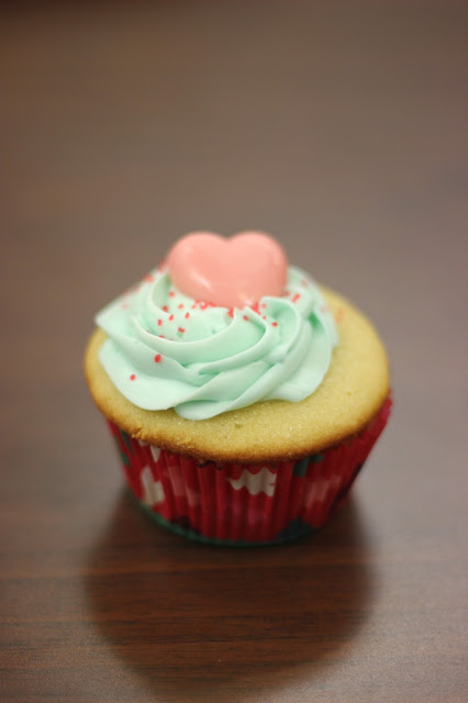 Mint Valentine's Day Cupcakes