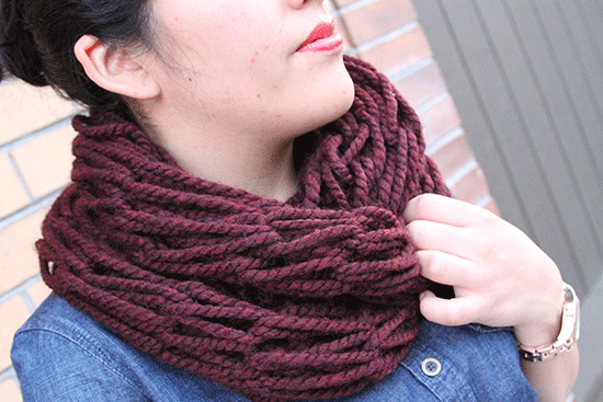 DIY Arm Knit Infinity Scarf