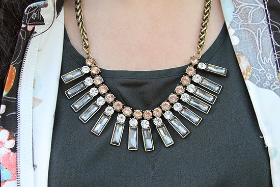 Luxe Noir LE TOTE Necklace