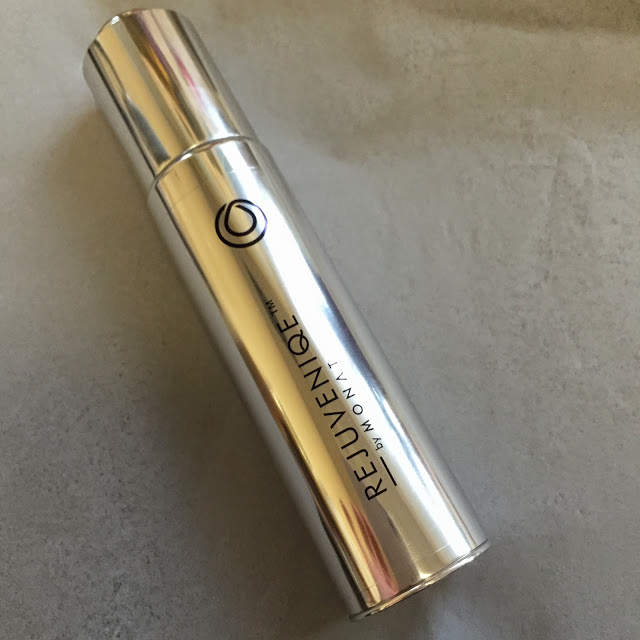 Rejuvenique Monat Oil Review