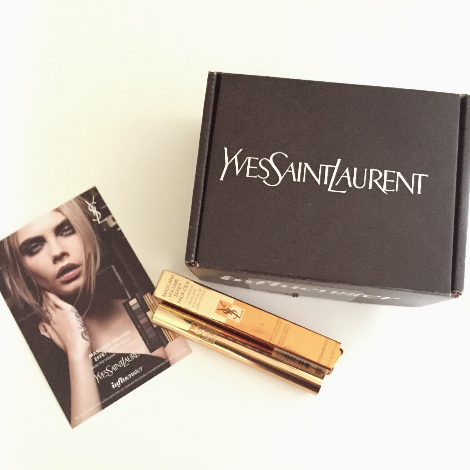 Yves Saint Laurent Mascara Volume Effect Faux Clis Review