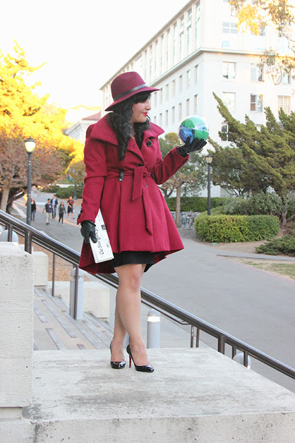 Where in the World is Carmen Sandiego Halloween Costume Cosplay