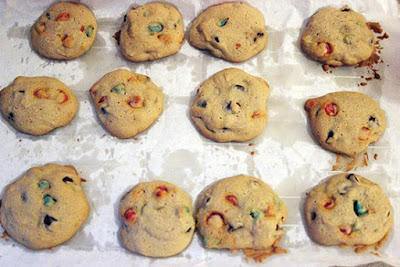 Nestle Toll House Holiday Chocolate Chip Cookies Recipe