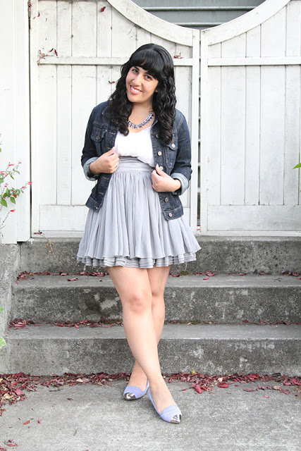 Kut from the Kloth Denim Jacket and Grey Skirt SF Summer Outfit