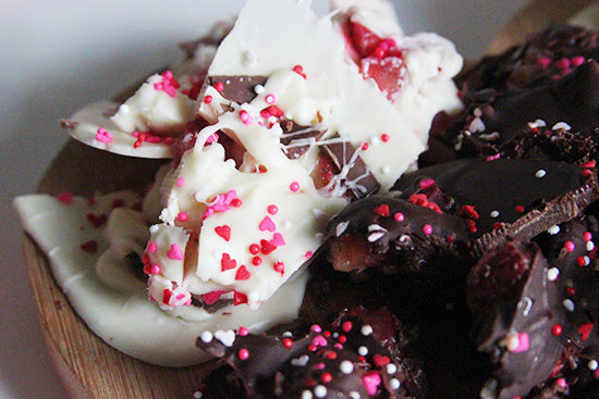 Valentine's Day Homemade Chocolate Strawberry Bark Recipe